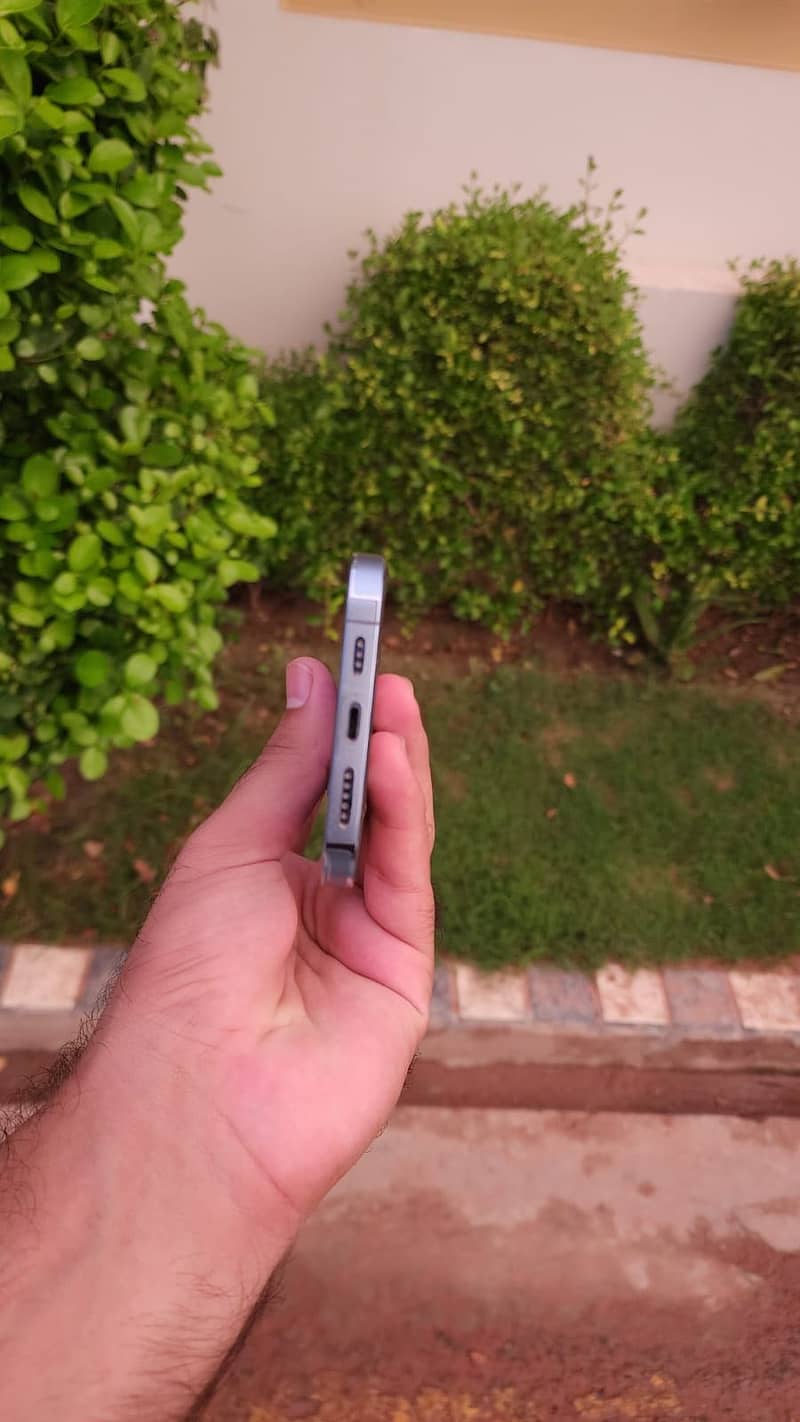 Apple iPhone 13 Pro Max 4
