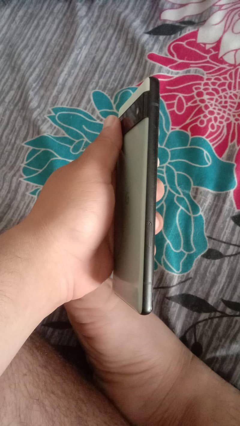 Google Pixel 6a 3
