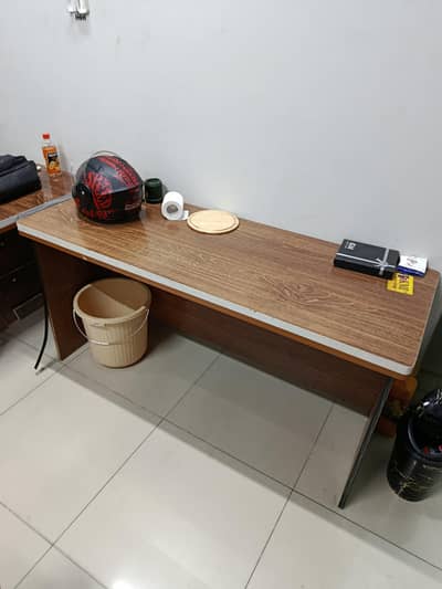 Office Tables for Sale – Ideal for Office, Study, or Workstation Use