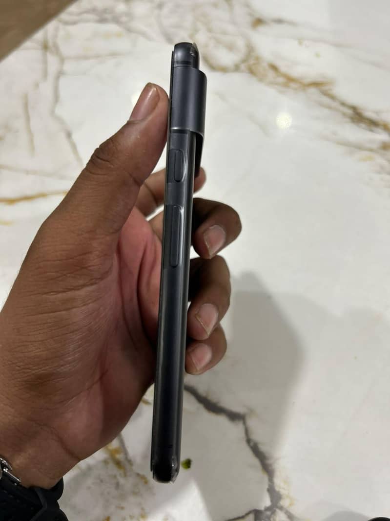 Google Pixel 8 3