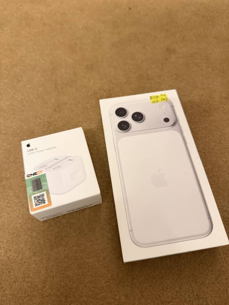 Apple iPhone 17 Pro Max 2