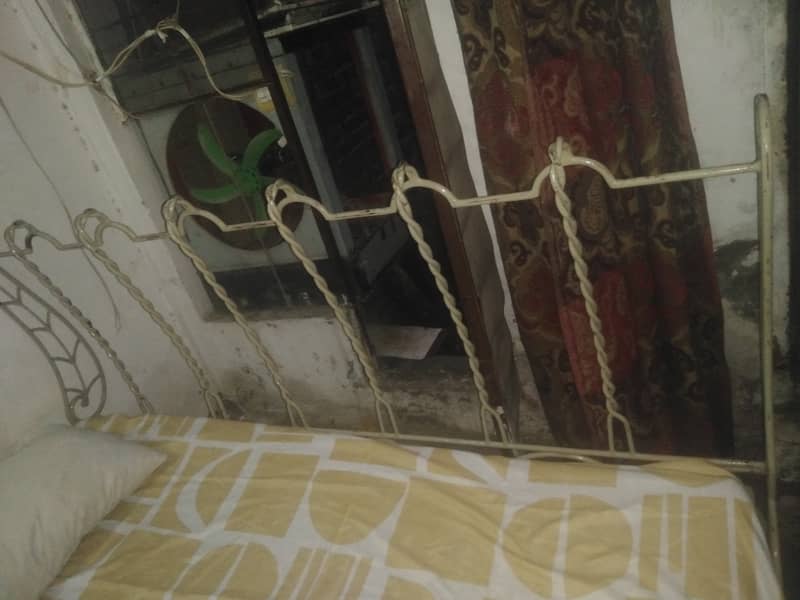 Double bed 3
