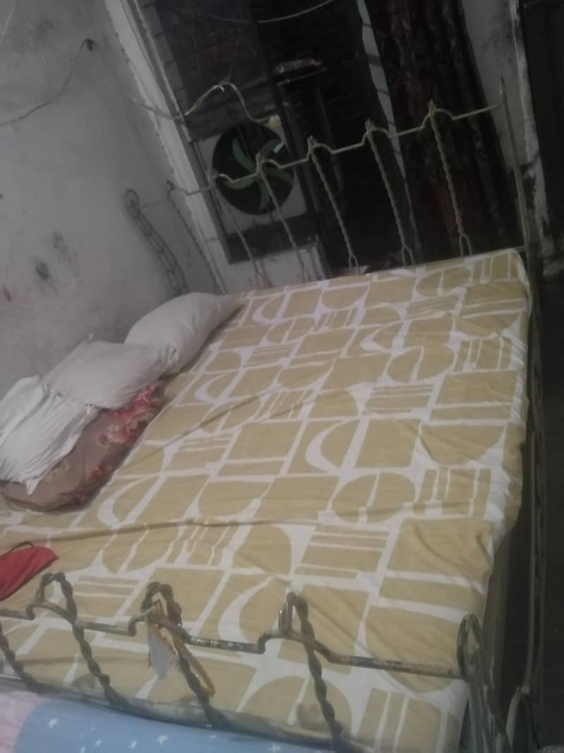 Double bed 6