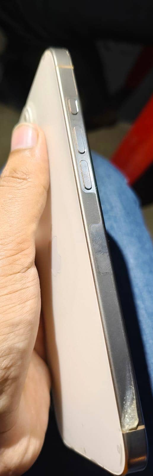 Apple iPhone 16 Pro Max 2