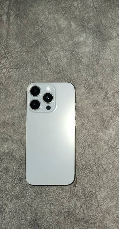 Apple iPhone 15 Pro