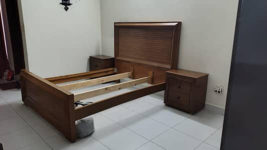 Queen Bed set.