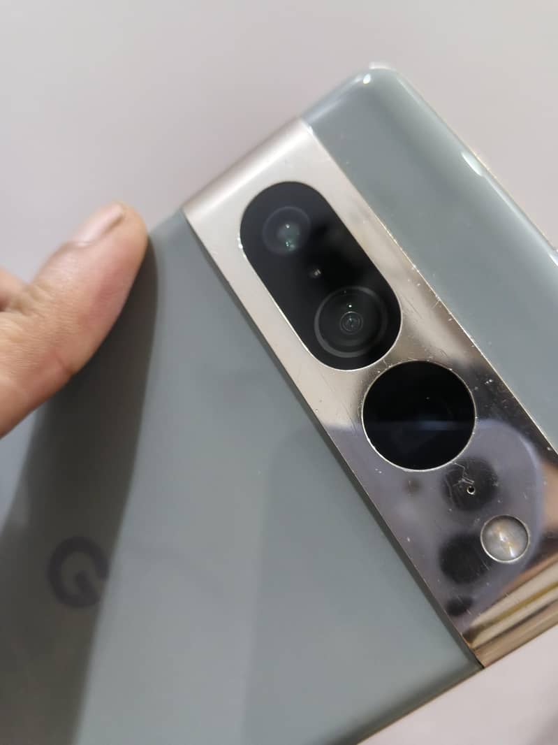 Google Pixel 7 Pro 2