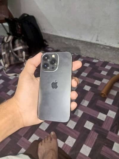 Apple iPhone 13 Pro