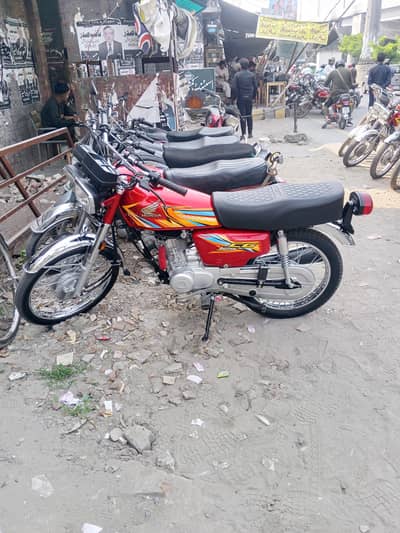 like a new bike just 2700 km use