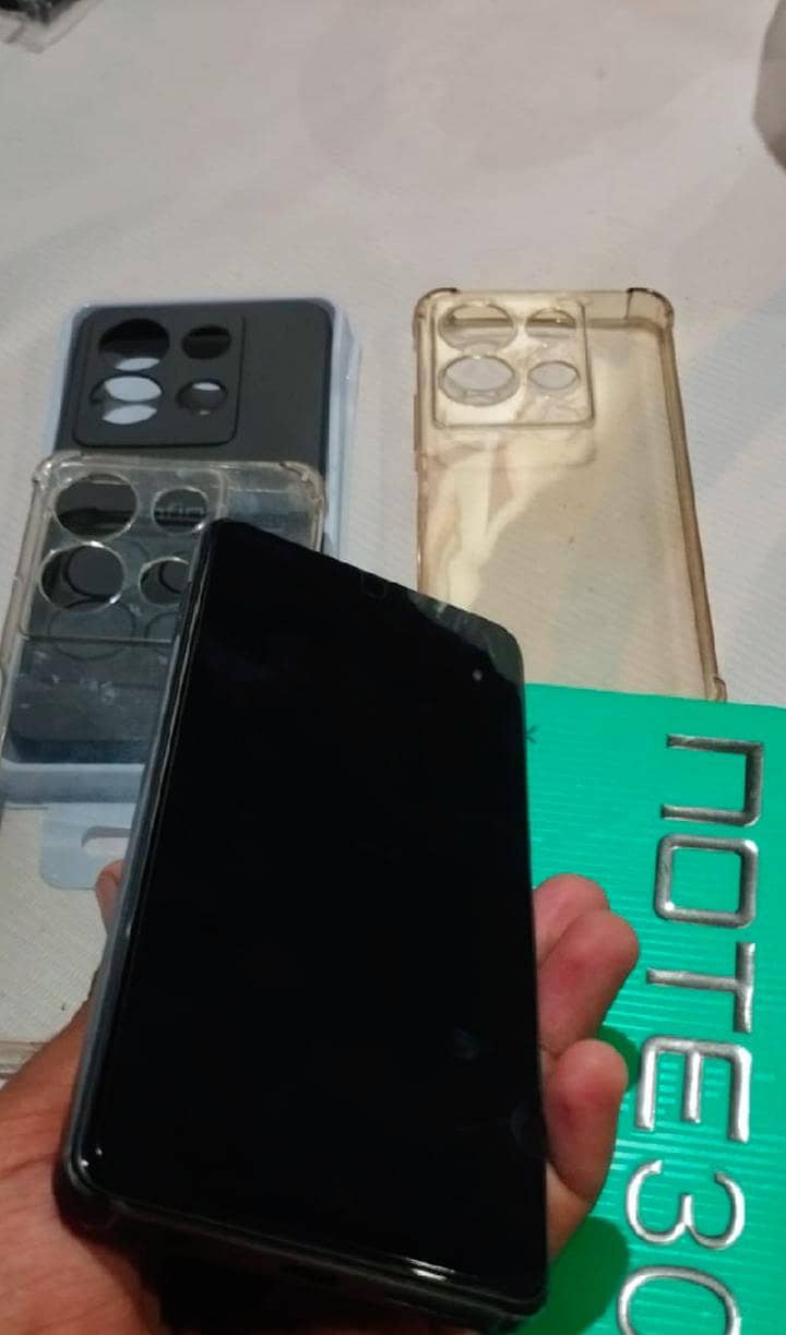 Infinix Note 30 1