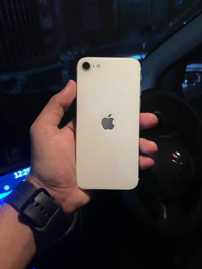 Apple iPhone Se 3rd 64gb mdm 10/10