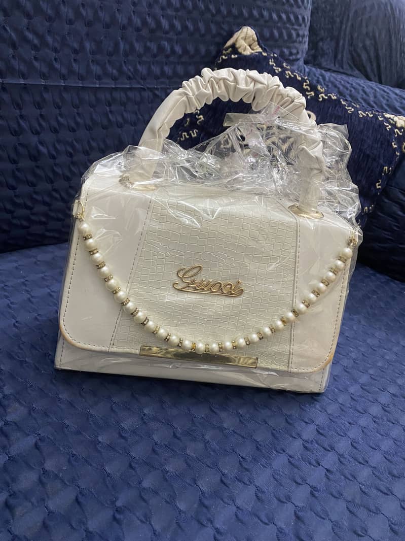 White Bag 0