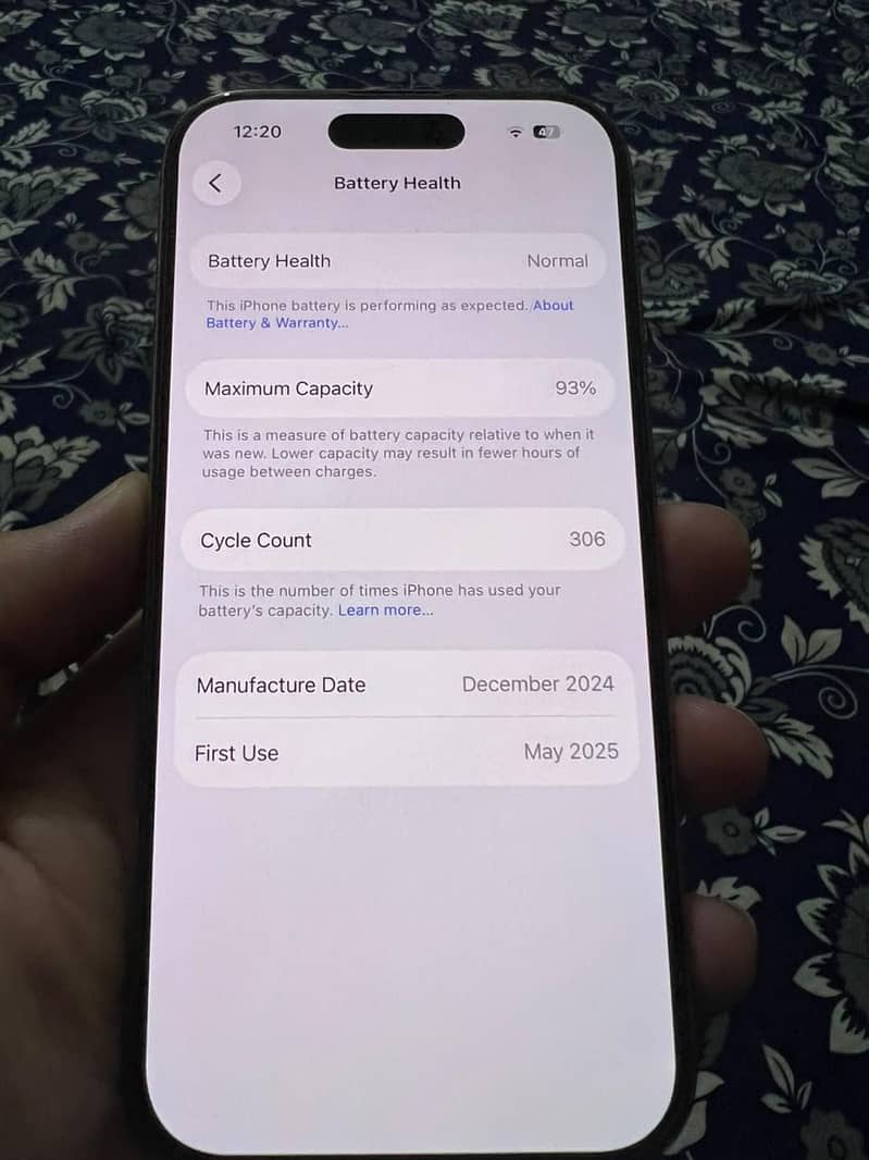 Apple iPhone 16 Pro 3