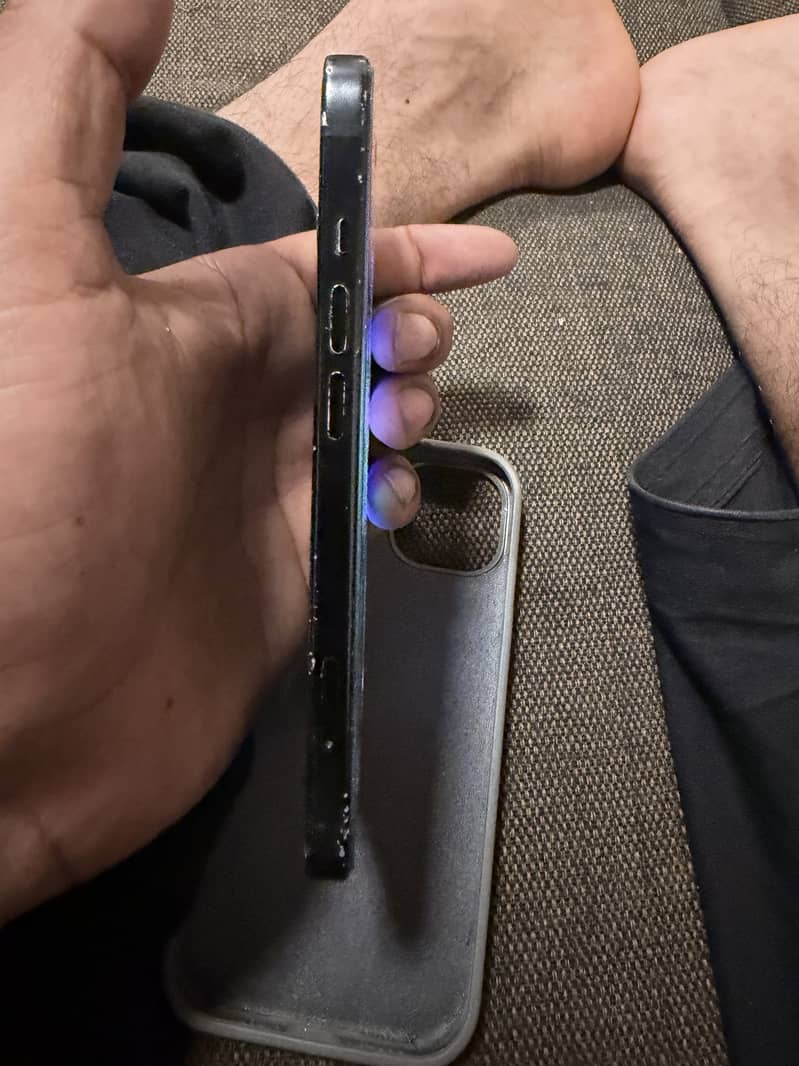 Apple iPhone 15 2