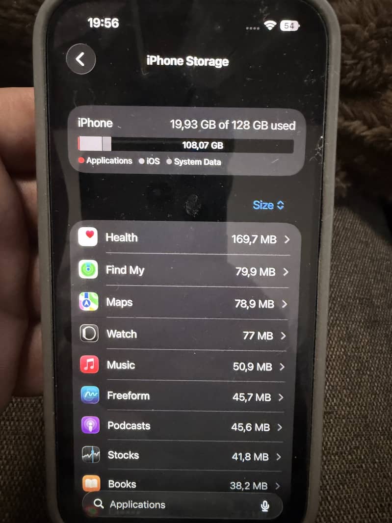 Apple iPhone 15 6