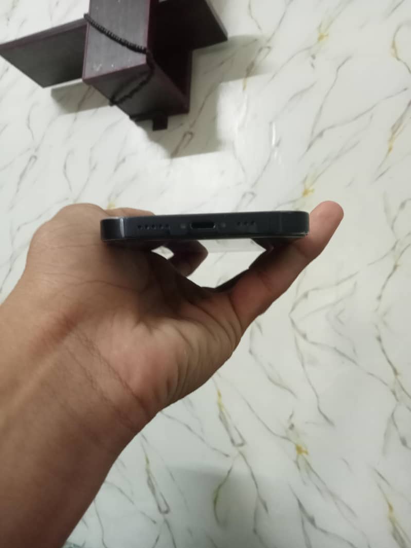 Apple iPhone 12 Pro 4