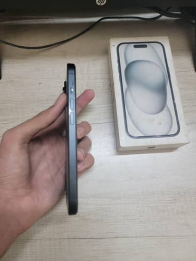 Apple iPhone 15