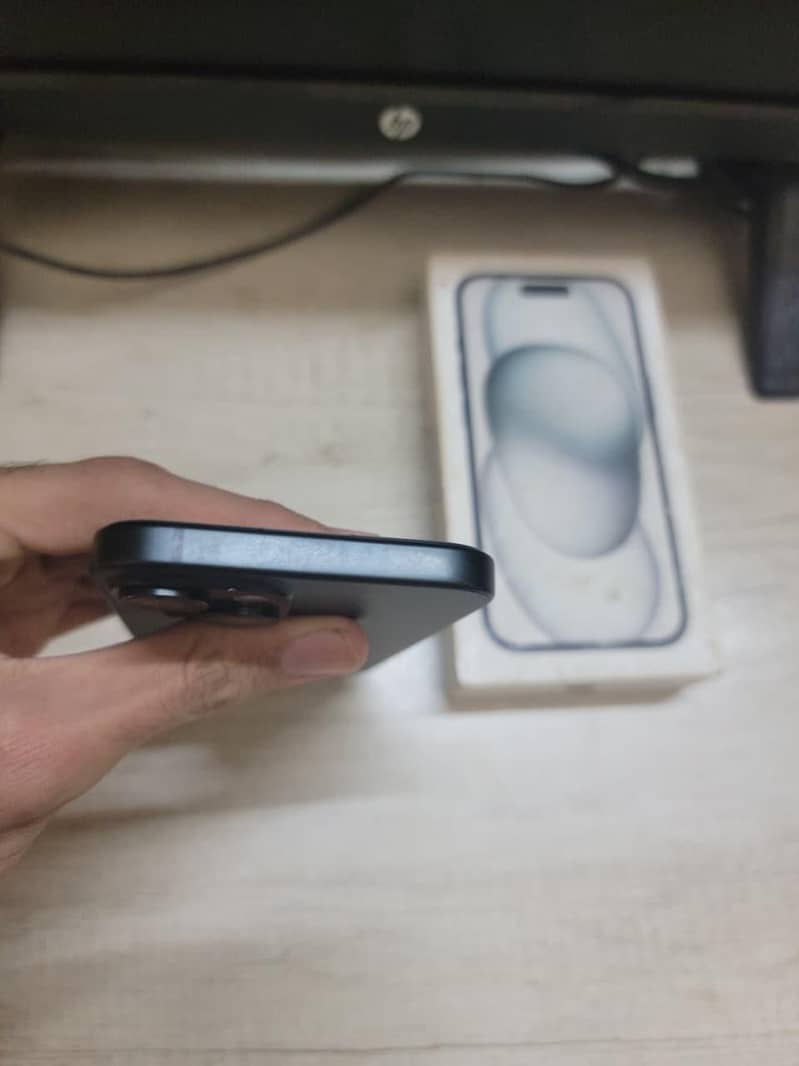 Apple iPhone 15 2