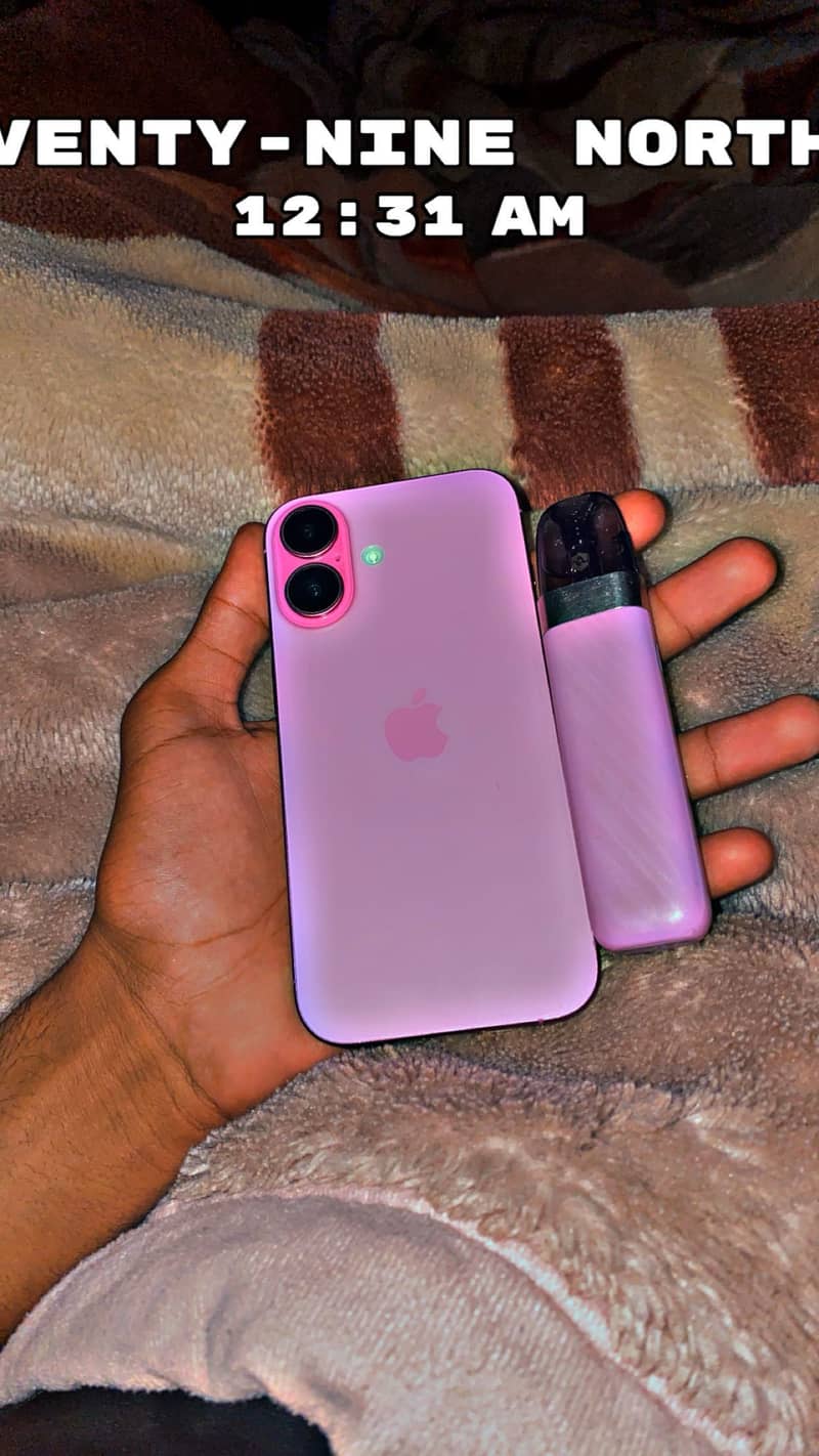 Apple iPhone 16 0