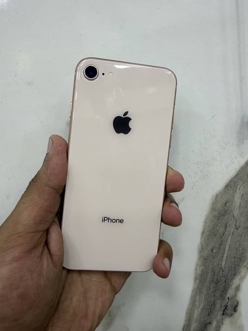 Apple iPhone 8 0