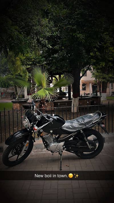 Ybr G 125 black color in good condition