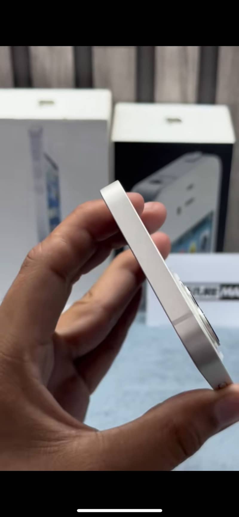 Apple iPhone 13 4