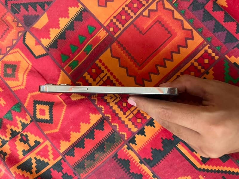 IPhone 11 pro max 2