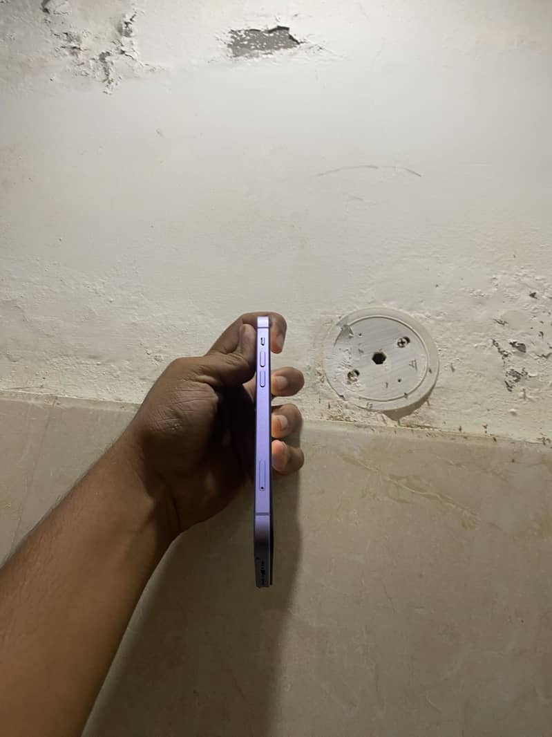 Apple iPhone 12 0
