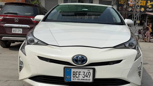 Toyota Prius 2016