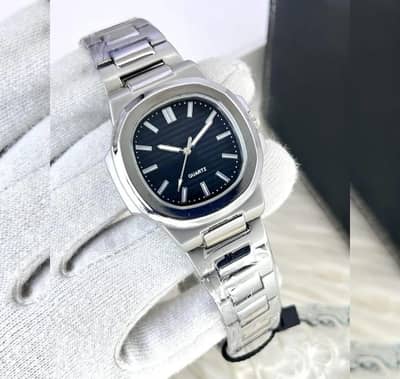 PREMIUM GIFT WATCH