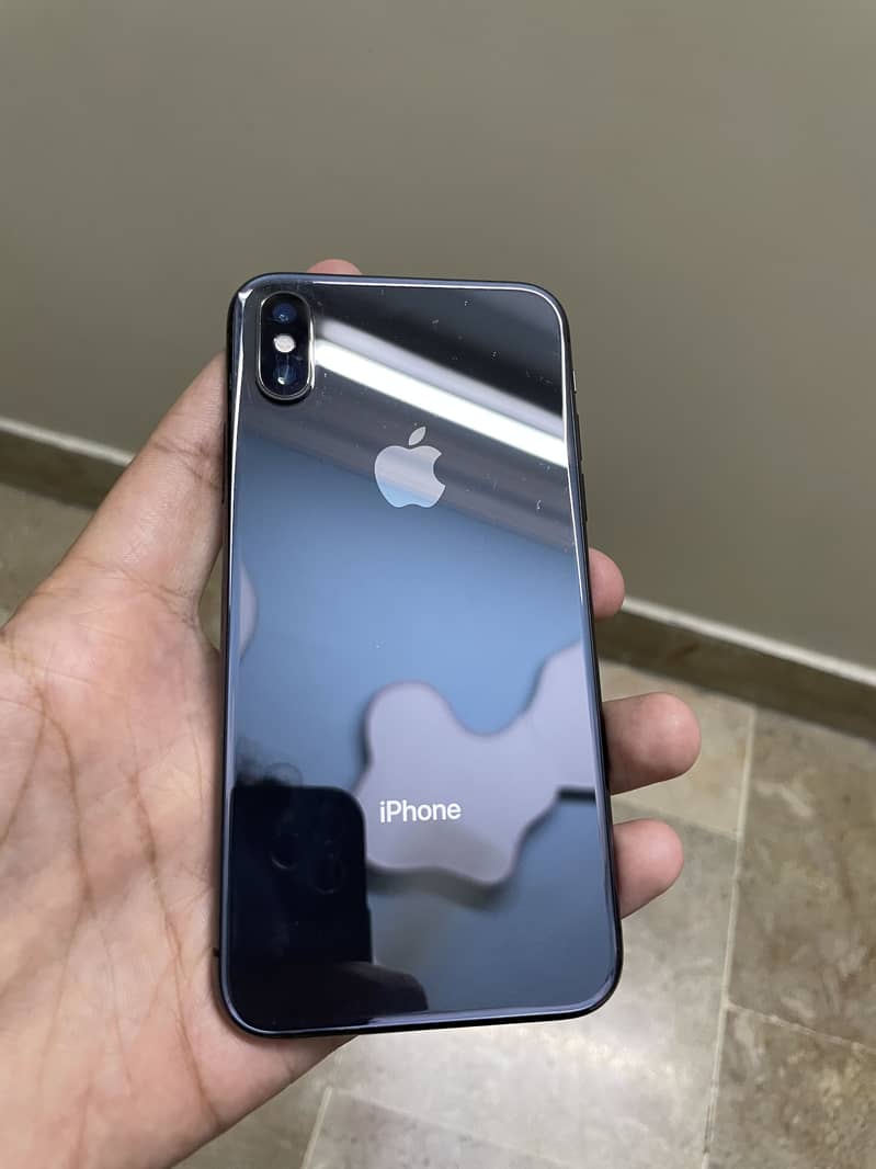 Apple iPhone X 5