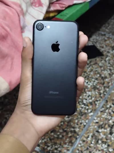 Apple iPhone 7