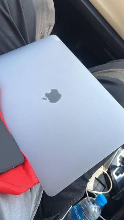 Mac book Air M1 2020 for sale