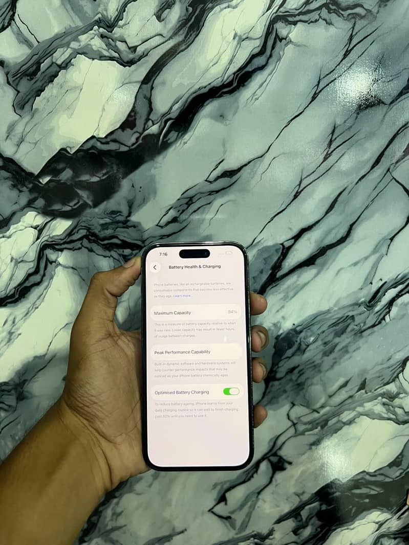 iPhone 14 Pro 2