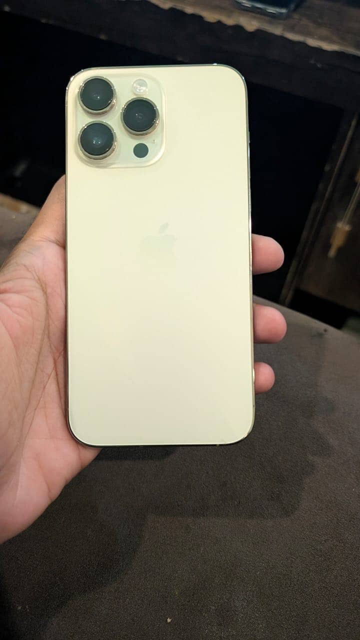 Apple iPhone 14 Pro Max 2