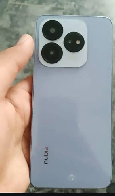 Zte nubia V60 Design