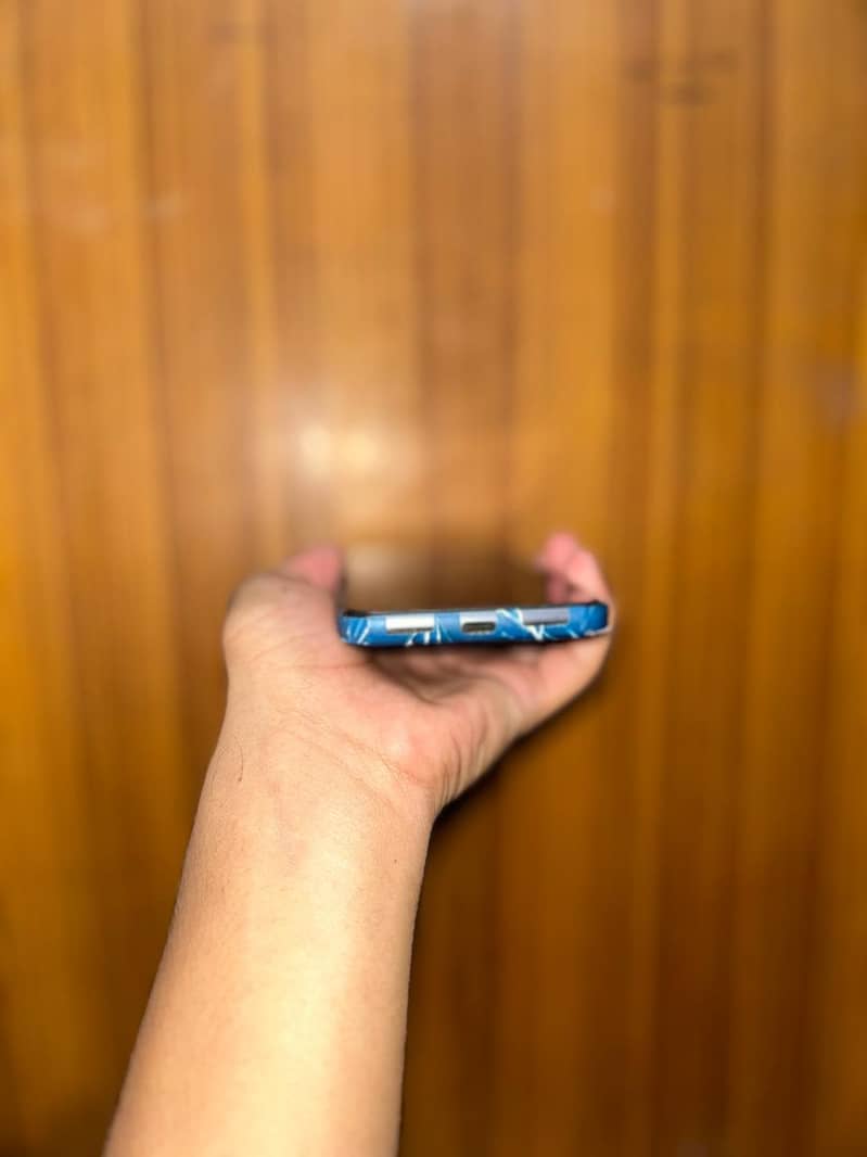 Google Pixel 8 5