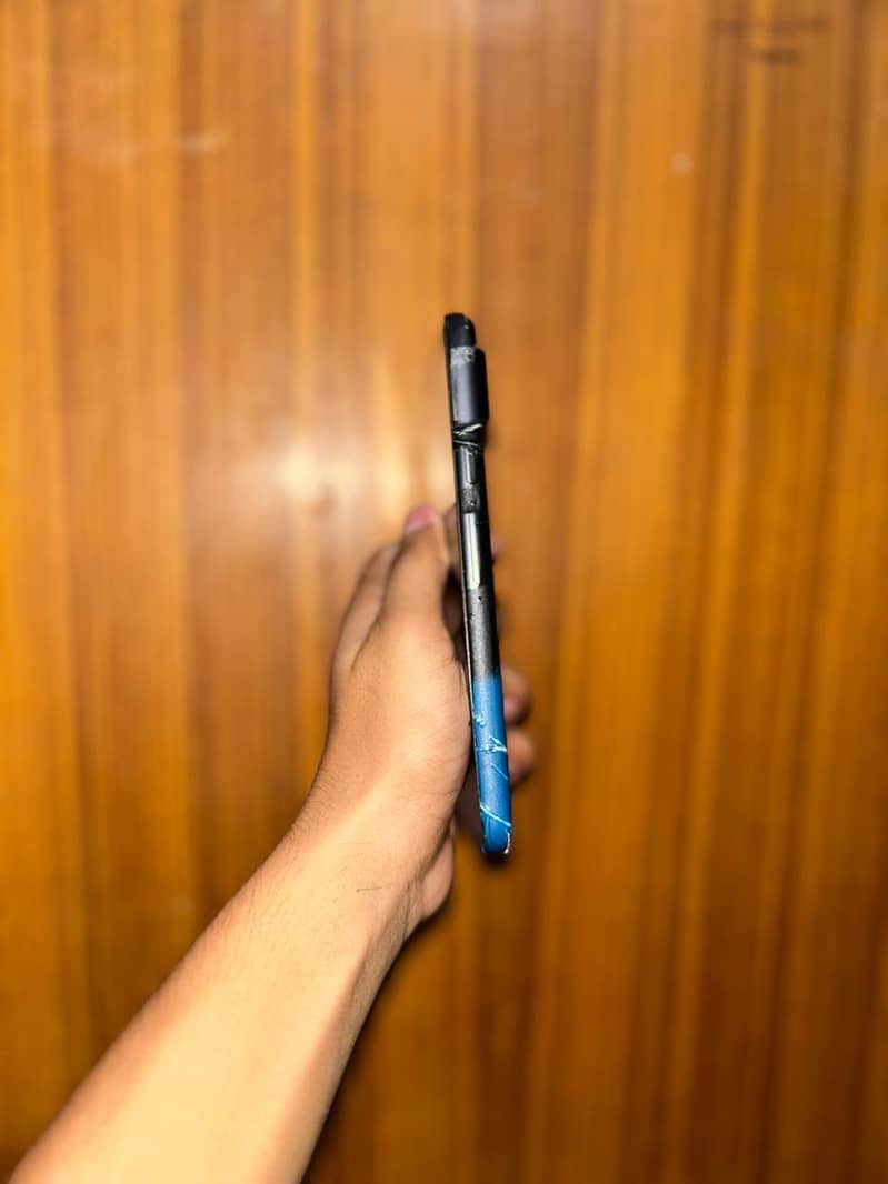 Google Pixel 8 6
