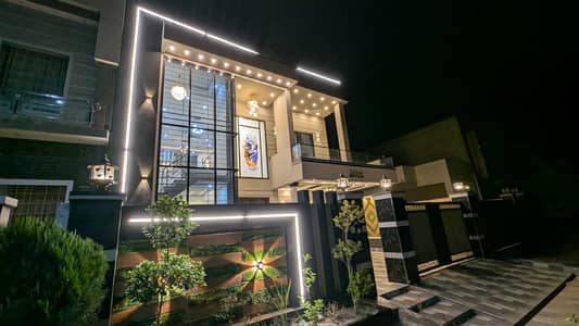 10 Brand New House In G Block On Prime Location