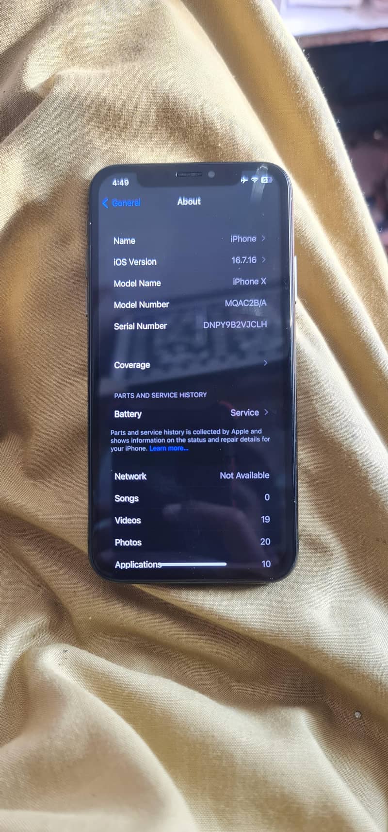 Apple iPhone X 4