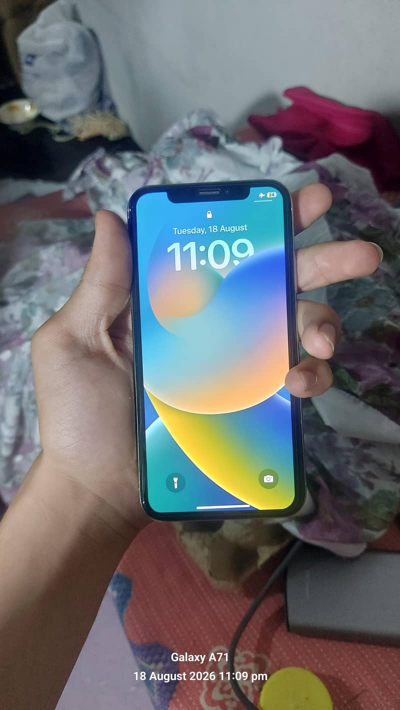 Apple iPhone X 1