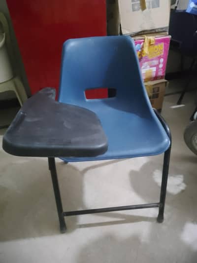 Class room chair with white board