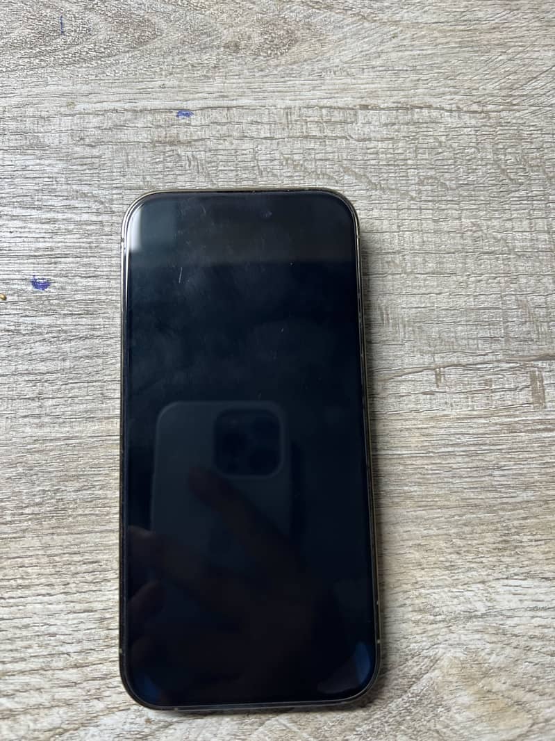 Apple iPhone 14 Pro 1