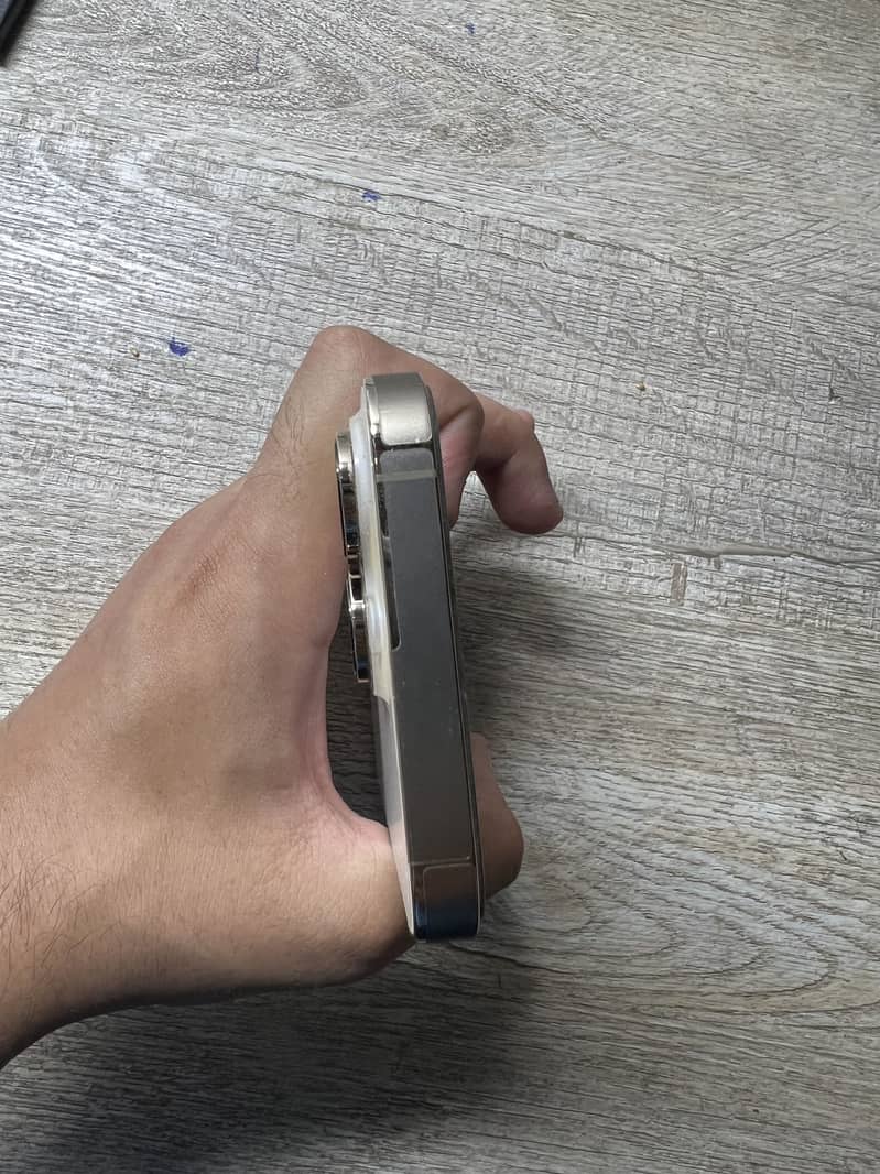 Apple iPhone 14 Pro 7