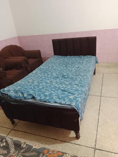 single bed fine wood