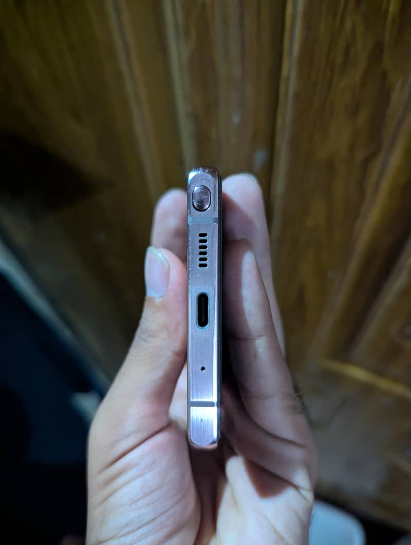 Samsung Mobile Note 20 4