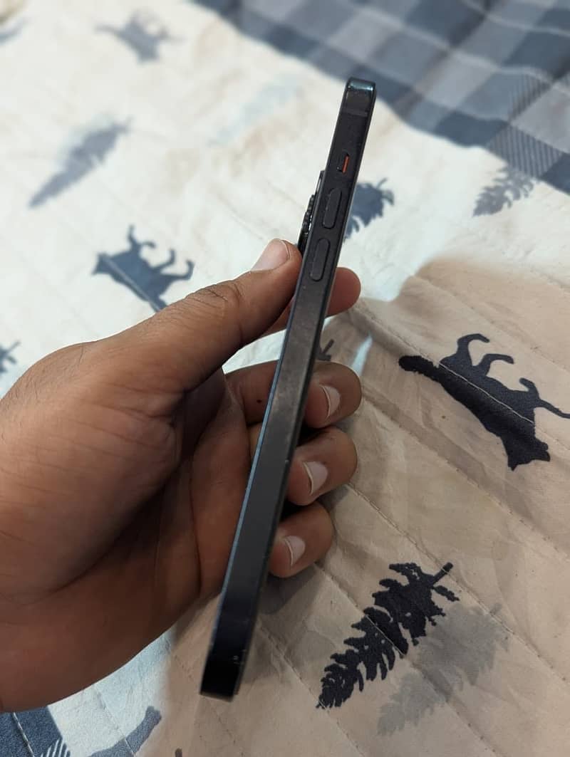Apple iPhone 14 plus 1