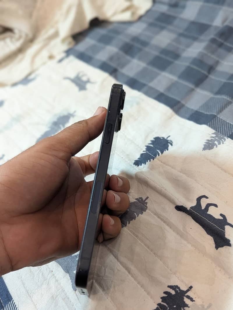 Apple iPhone 14 plus 2