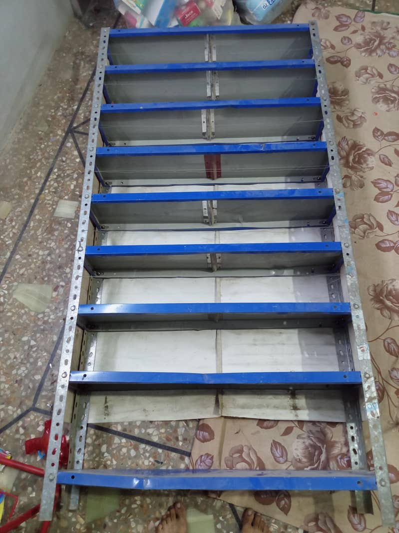 shelves 0