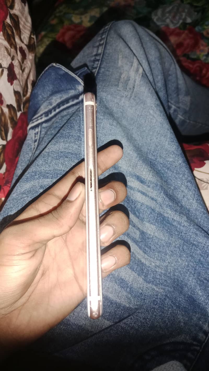 Apple iPhone 8 2